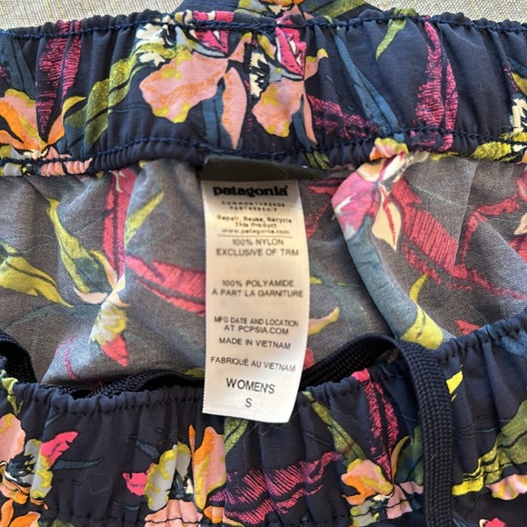 Patagonia Shorts - Picture 8 of 8